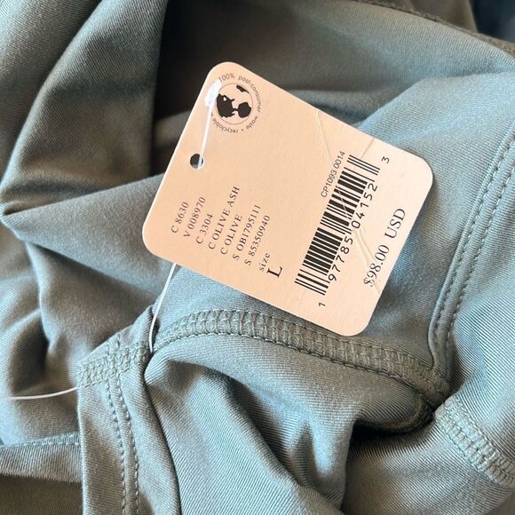 NWT New Wave One-Piece Onesie
FP Movement by Free People Olive Ash - Picture 4 of 5